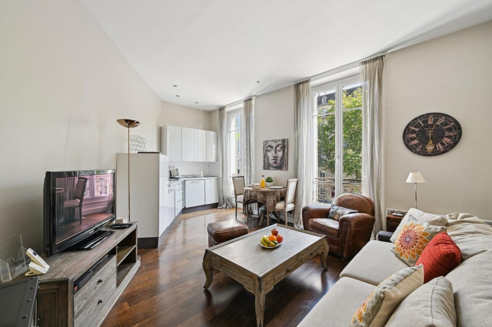 Apartment Bnbnook - Stylish 1br - Heart Of Golden Triangle