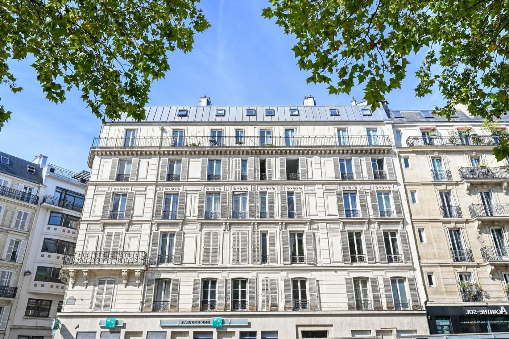 Bnbnook - Stylish 1br - Heart Of Golden Triangle Paris