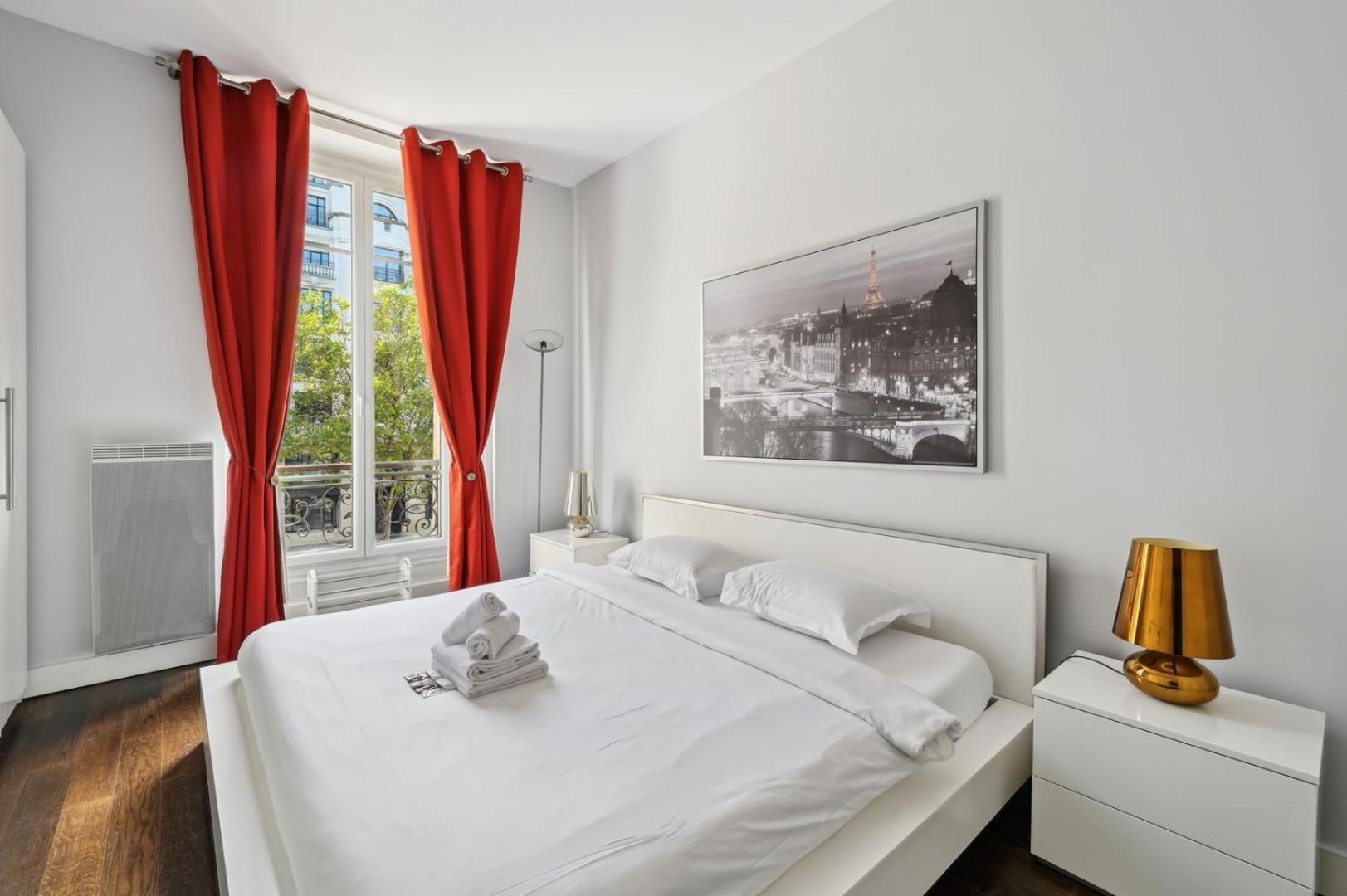 Bnbnook - Stylish 1br - Heart Of Golden Triangle Apartment Paris