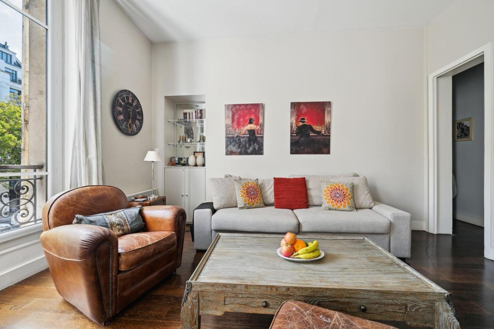 Apartment Bnbnook - Stylish 1br - Heart Of Golden Triangle Paris